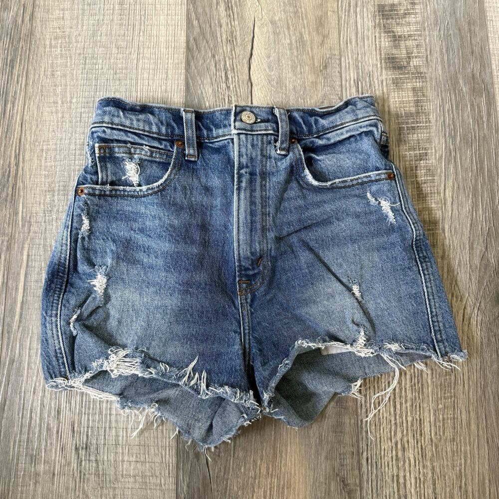 Abercrombie Fitch Ultra High Rise Mom Shorts Size 0 Distressed Cut Off 2” Inseam